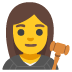 女法官